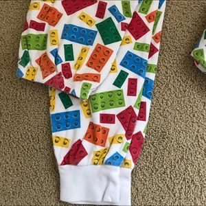 LEGO Sara prints pajamas
